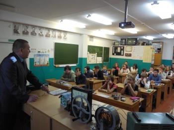 В школе №7 прошел всероссийский урок «Свет в нашей жизни»