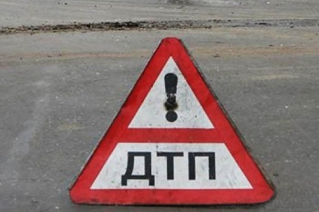 В Чайковском сразу три иномарки пострадали в аварии на Горбатом мосту