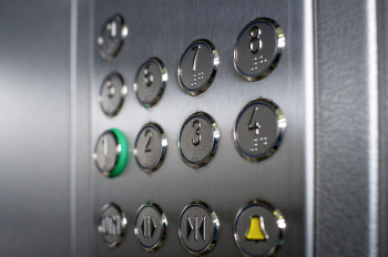 Когда заменят лифты в Чайковской городской больнице?