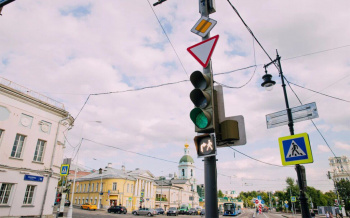 С 1 марта в России появится «белый пешеход»