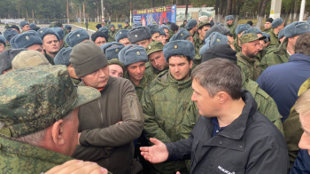 Дмитрий Махонин встретился с мобилизованными прикамцами в учебных центрах в Елани и Тюмени