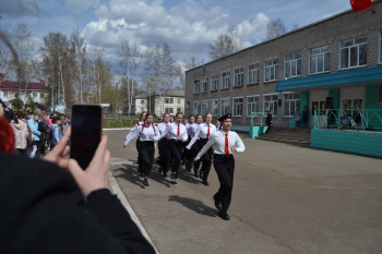 Школьный двор за 18 млн рублей