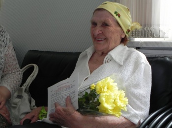 Вдова ветерана ВОВ получила жилищный сертификат